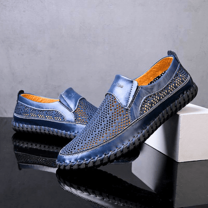 Kervano | 通気性のあるスリップオンシューズ